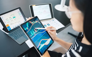 Which Key Economic, Social, and Regulatory Factors Are Driving Current Trends in Delaware's Local Property Markets?